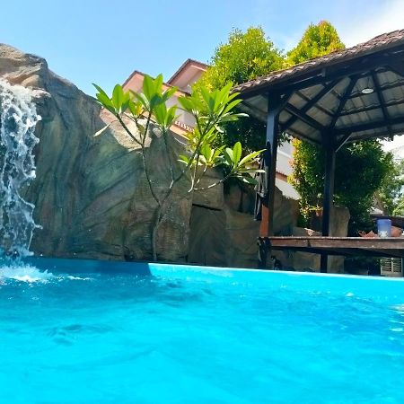 Roemahkoe Holidayhome Malacca ภายนอก รูปภาพ